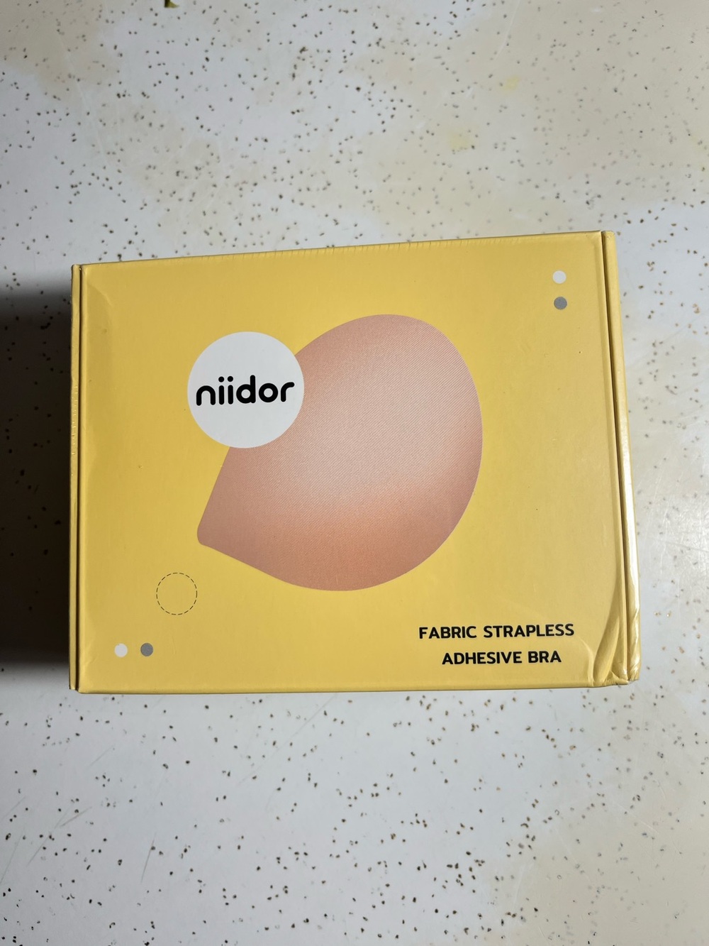 Niidor Strapless Adhesive Bra